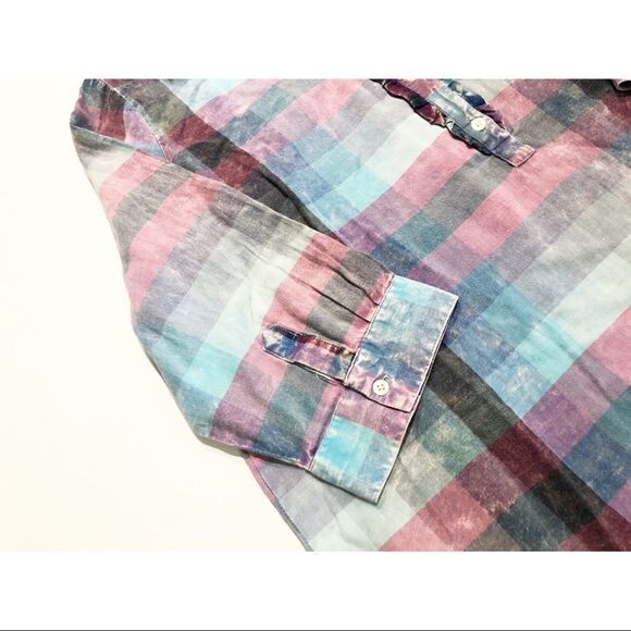 Intro 1X Distressed Plaid Top - Picture 5 of 7